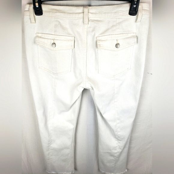 We The Free Winter White Fringed Hem Straight leg Jeans Sz 30 - Picture 7 of 15